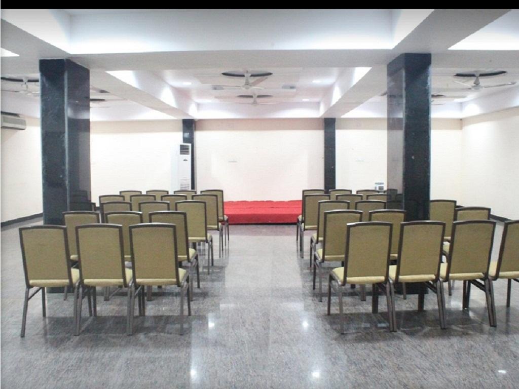 A.R Grand Hotel Visakhapatnam Exterior foto
